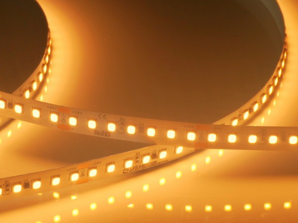 Eco140+ LED-Streifen, 2400K CRI>90 R9>50 2226lm/m, 19.2W/m, 140LEDs/m 24V
