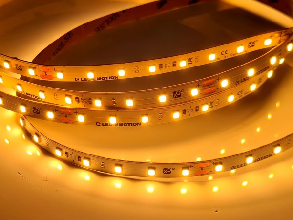 XQ Eco+ LED-Streifen 24V, 80LEDs/m, 2400K, 1272lm/m