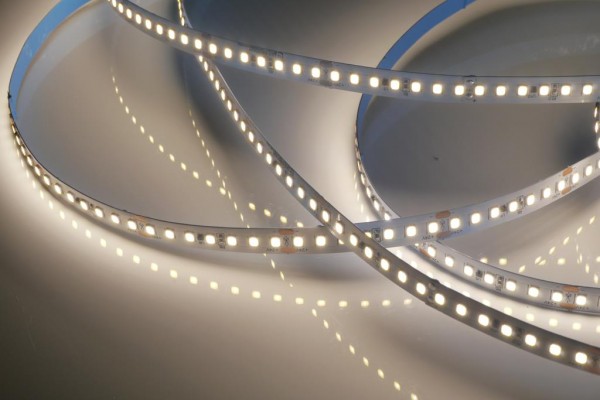 Eco140 LED-Streifen, 4000K neutralweiß, 3001lm/m, 19,2W/m, 140LEDs/m, 24V