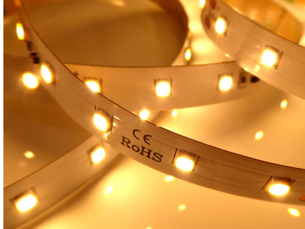 XQ Eco LED-Streifen, 80LEDs/m, 2700K 1604lm/m, 9,6W/m, 12V