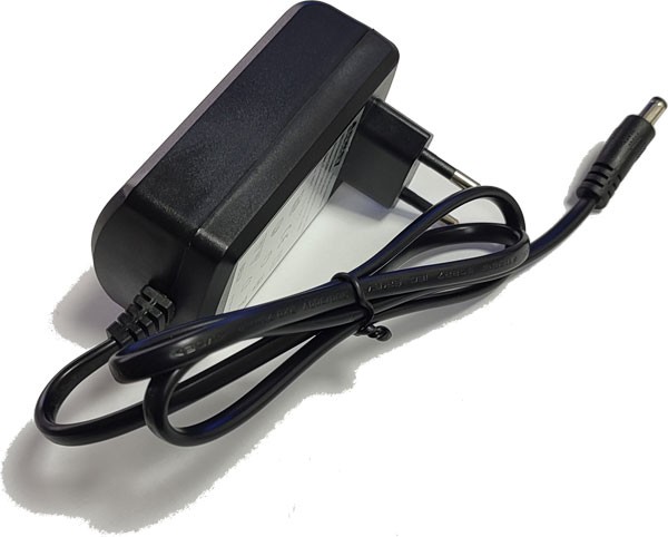 Steckernetzteil 12V 2,5A 30W
