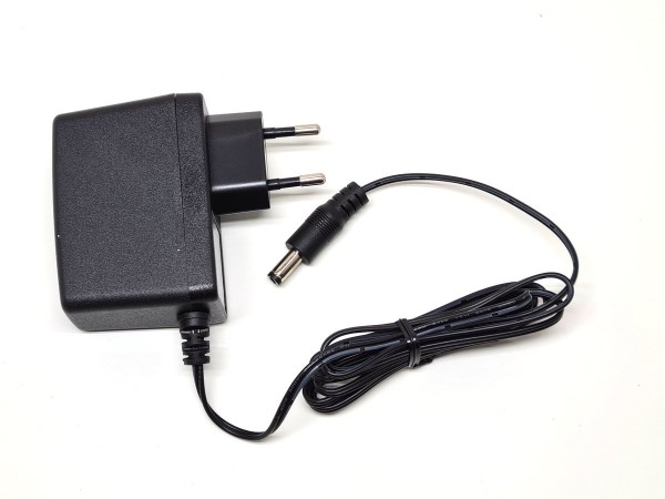 Steckernetzteil 12V 2A 24W